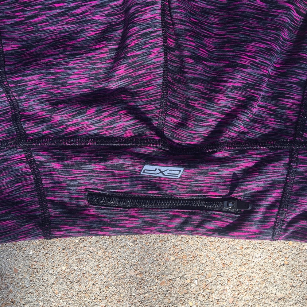 Express Core Performance Compression Leggings - Picture 3 of 7